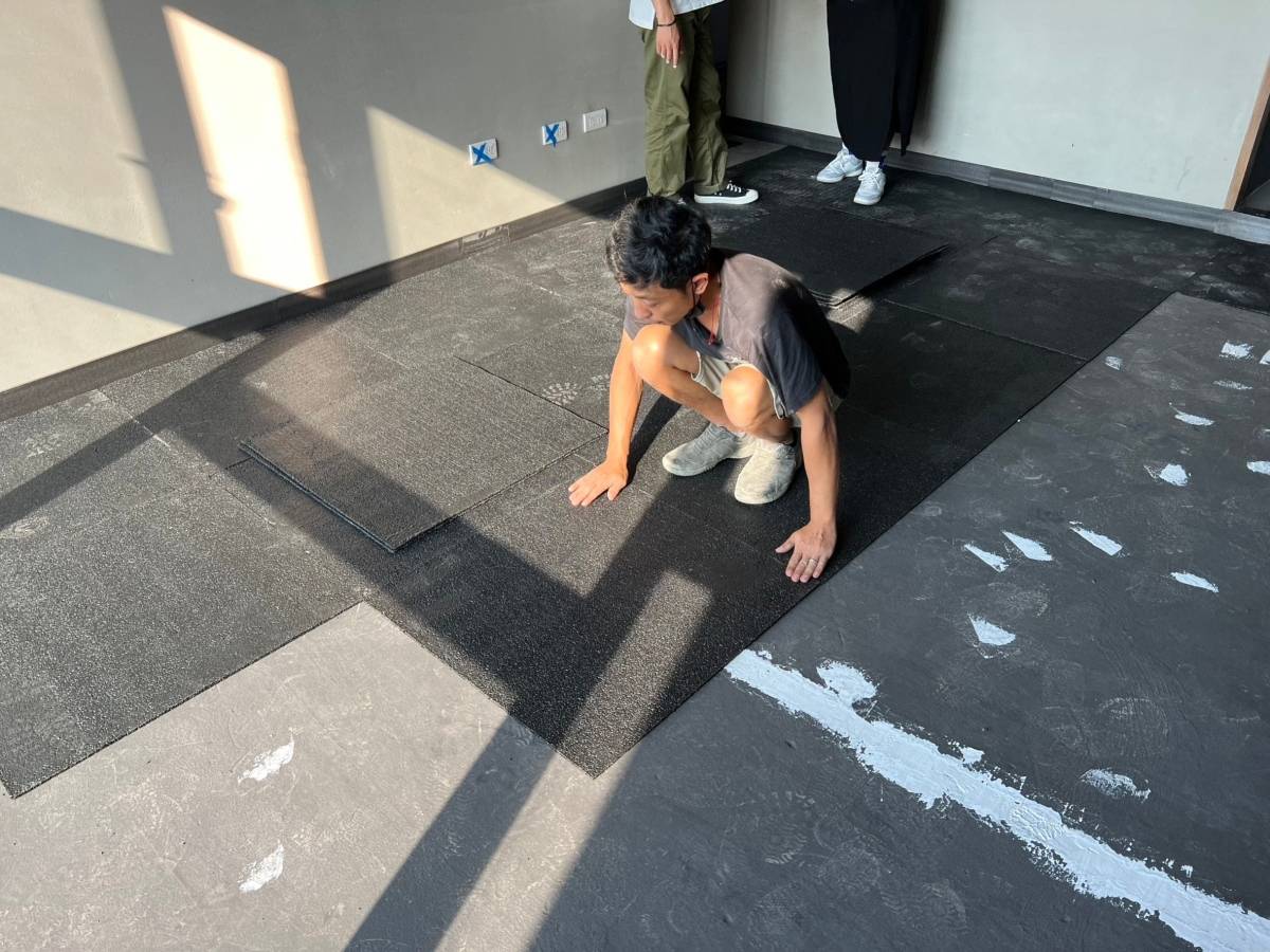 地板隔音墊大比拼：哪種材料性能(néng)最優異？
